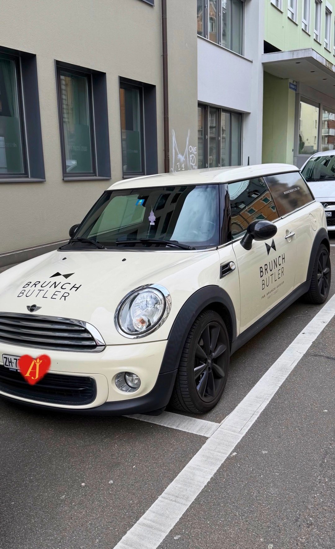 Brunch Butler - Mini Cooper Front